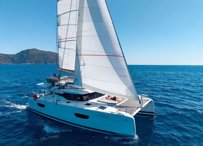 Fountaine Pajot Tanna 47 Smeralda