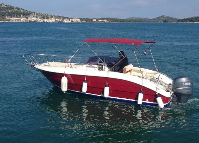 Gliser 650 Murter