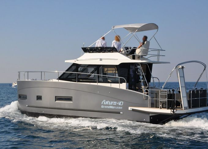 Futura 40 Dicker Max 2