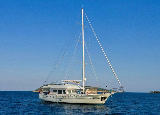 Gulet 105 Freedom