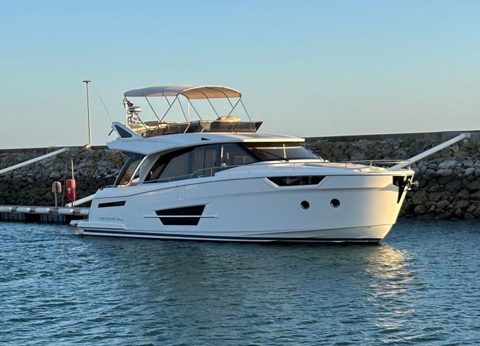 Greenline 45 Fly Hybrid Green Ocean 1