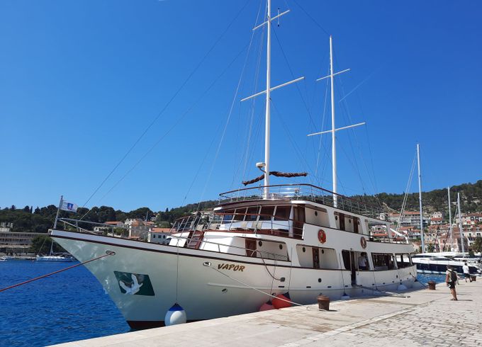 Gulet 108 Vapor