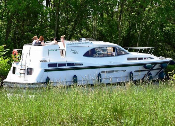 Haines Navig 40 13