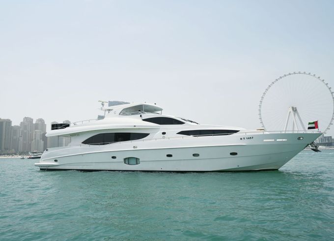 Gulf Craft Majesty 101 Infinity 7