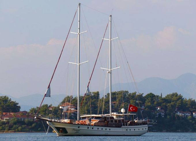 Gulet 98 Diamond Lila