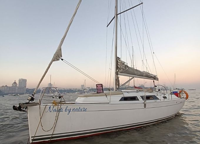 Hanse 325 Nauti by Nature