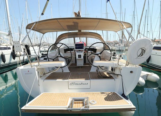 Hanse 388 Brukus