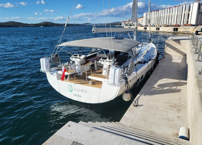 Hanse 548 Kamini