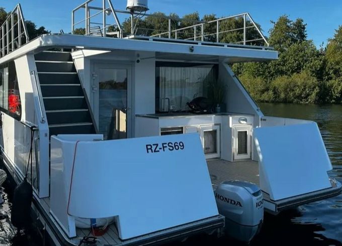 Houseboat Luxboot Luxboot 1