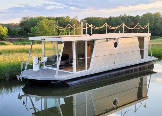 Houseboat Saunalounge 12.2 Senno Lutz