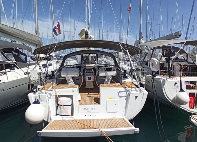 Hanse 458 One Life