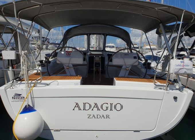 Hanse 458 Adagio