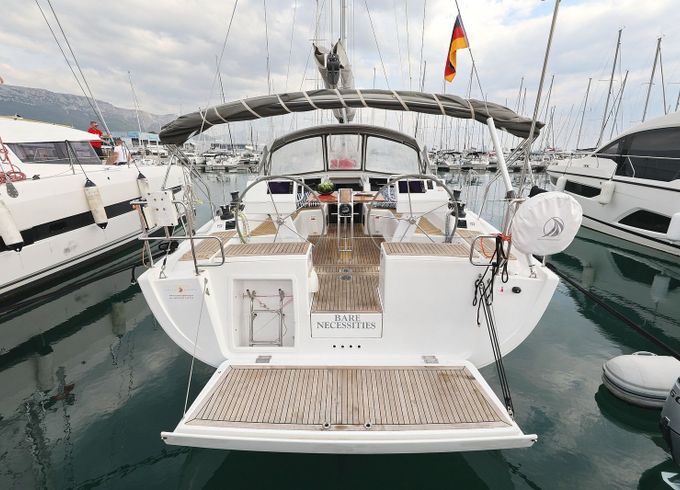 Hanse 455 Bare Necessities