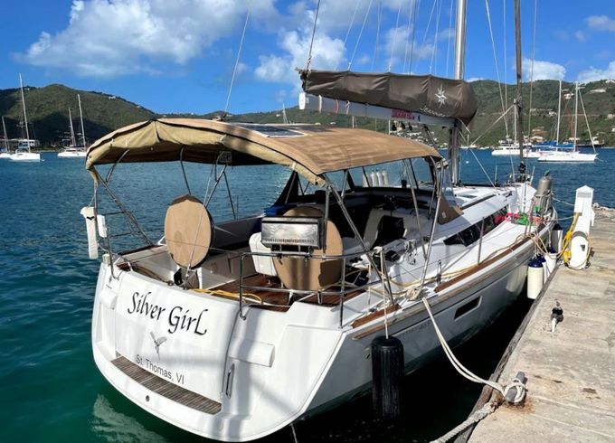 Jeanneau 469 Silver Girl