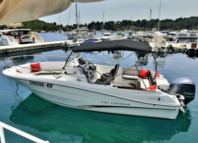 Jeanneau Cap Camarat 7.5 CC 20