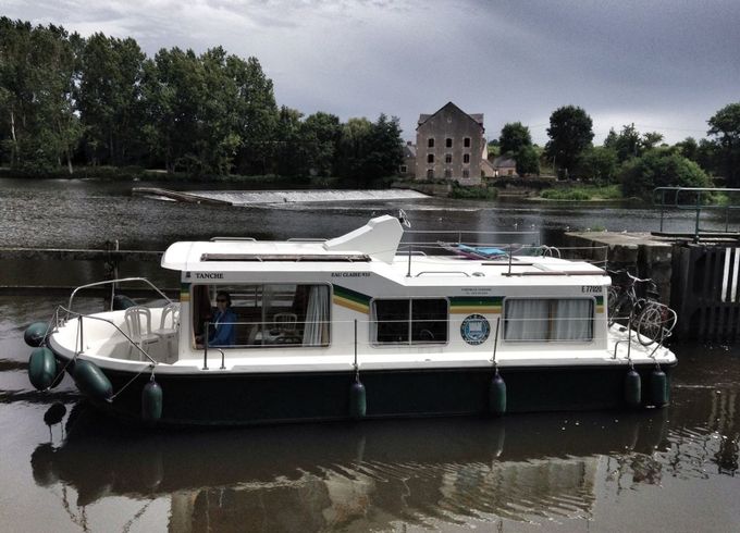 Jeanneau Eau Claire 930 Fly Les Canalous 86
