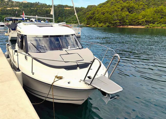 Jeanneau Merry Fisher 795 19