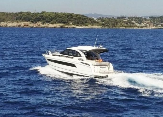 Jeanneau Leader 33 Tebelina