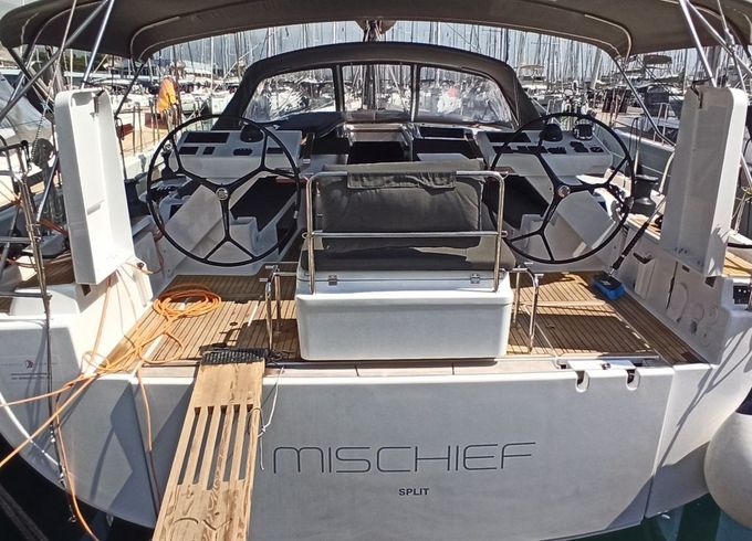 Hanse 588 Mischief