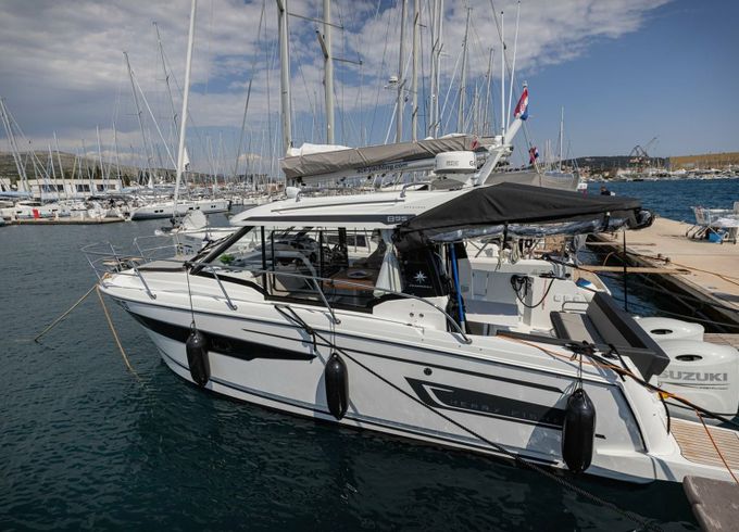 Jeanneau Merry Fisher 895 Shearwater