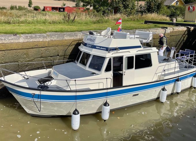 Husky Dane 1000 Sigrid Electric boat
