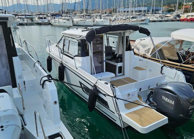 Jeanneau Merry Fisher 795 24