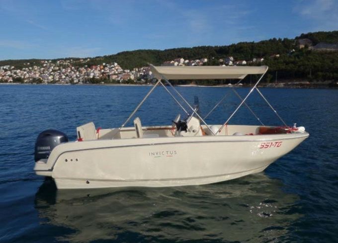 Invictus 190 FX Invictus