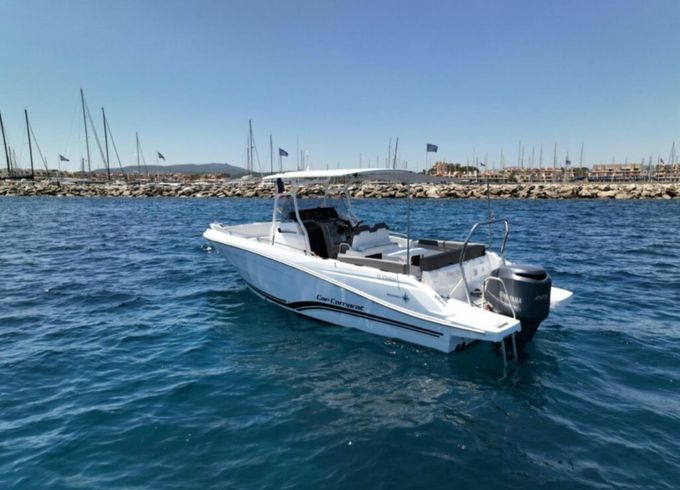 Jeanneau Cap Camarat 7.5 CC Palm Beach