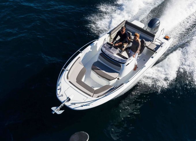 Jeanneau Cap Camarat 6.5 CC 3