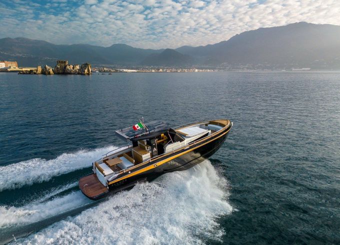 Italyure 38 Mira