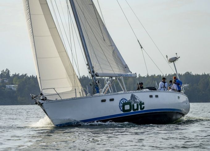 Jeanneau 51 Log Out 2
