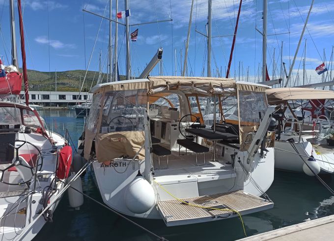 Jeanneau Sun Loft 47 Amroth