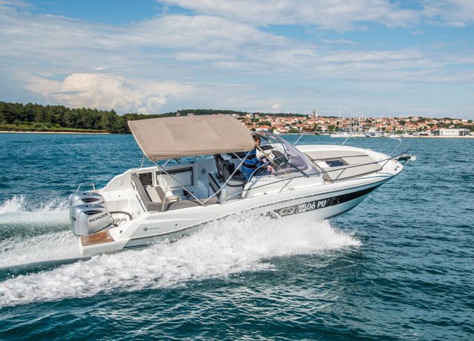 Jeanneau Cap Camarat 9.0 WA
