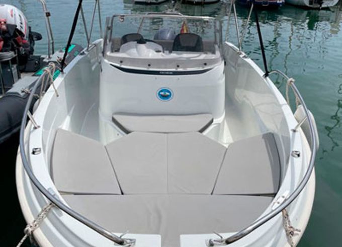 Jeanneau Cap Camarat 5.5 Cap