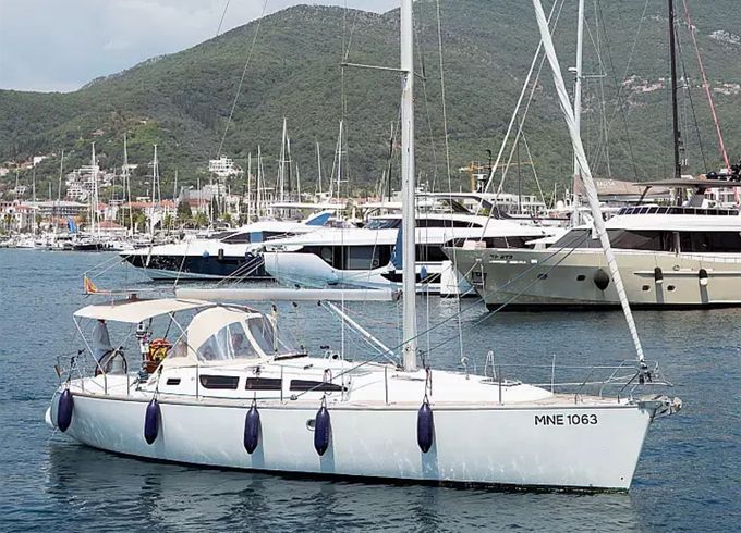 Jeanneau Sun Odyssey 40.3 Azure