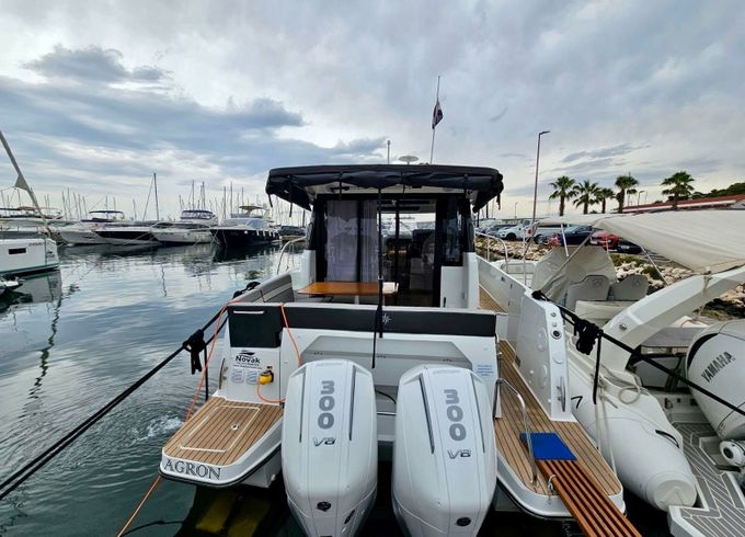 Jeanneau Merry Fisher 1095 Agron