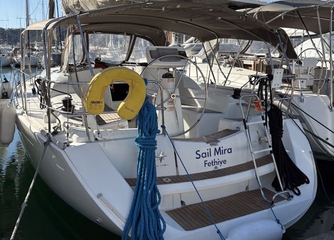Jeanneau Sun Odyssey 36 Sail Mira