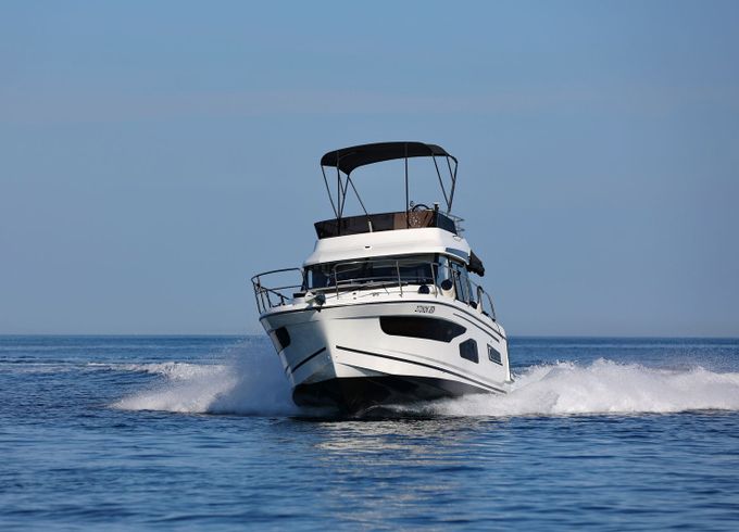 Jeanneau Merry Fisher 1095 Sunny