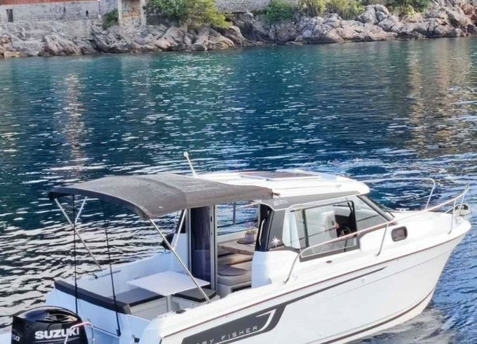 Jeanneau Merry Fisher 695 Sunny Day
