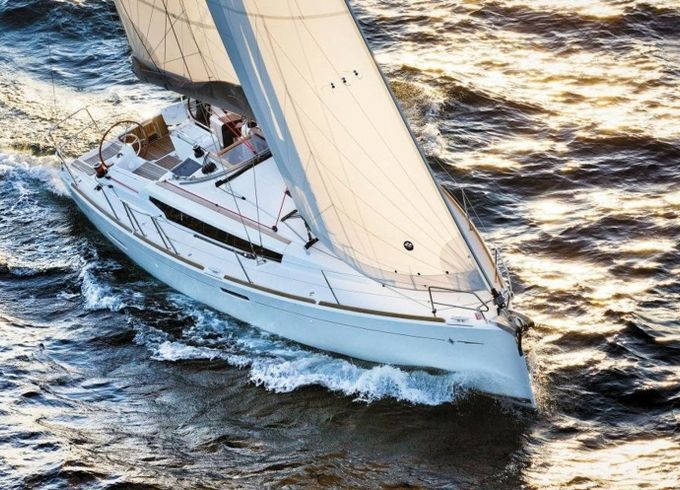 Jeanneau Sun Odyssey 379 Esprit du Ponant