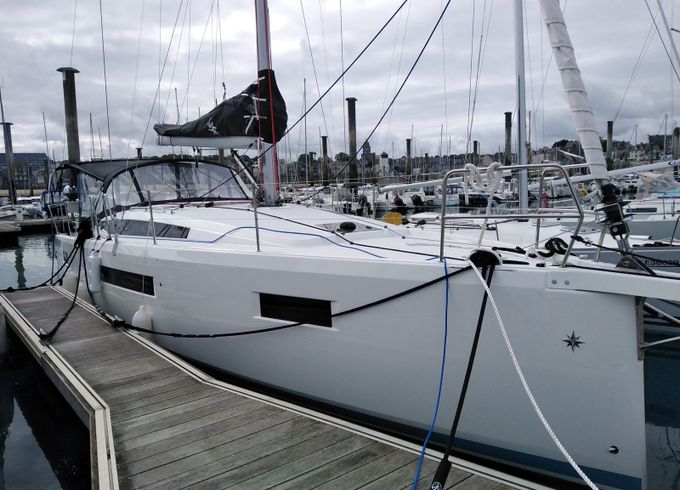 Jeanneau Sun Odyssey 410 Rocking Chair 2