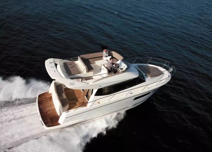 Jeanneau Prestige 350 Fly Kefi