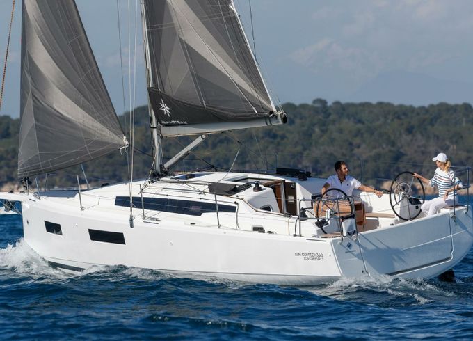 Jeanneau Sun Odyssey 350 Strike
