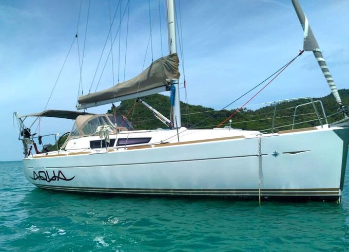 Jeanneau Sun Odyssey 33 Aqua