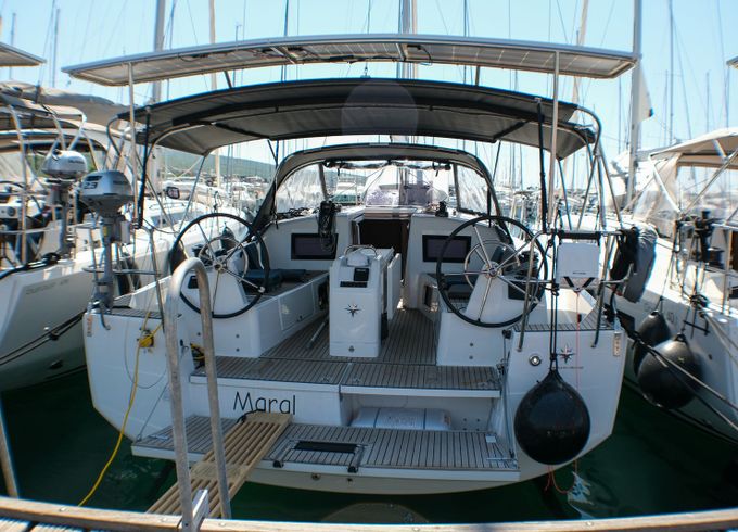 Jeanneau Sun Odyssey 410 Maral