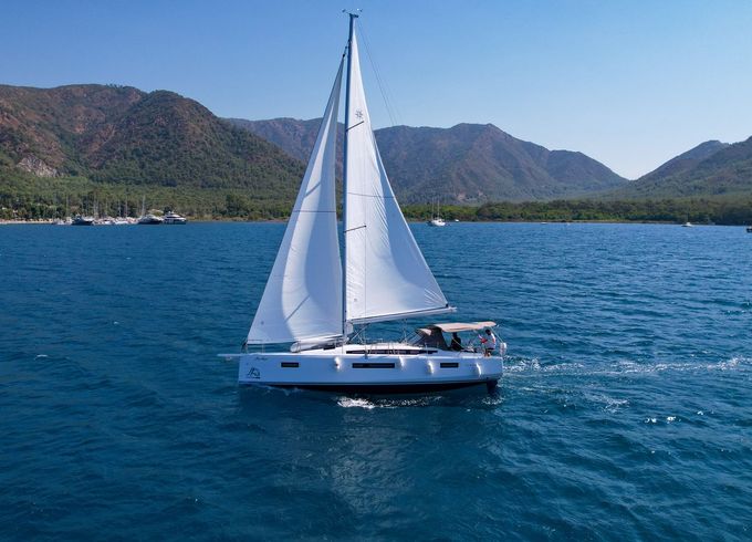 Jeanneau Sun Odyssey 410 Sky Asya