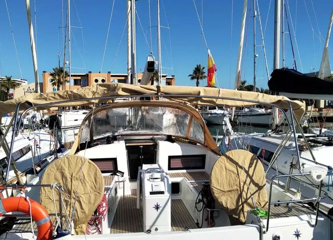 Jeanneau Sun Odyssey 440 Corcho 13