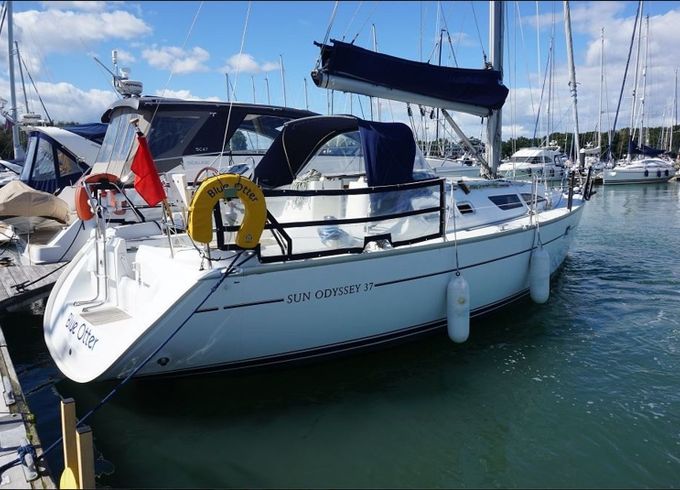 Jeanneau Sun Odyssey 37 Blue Otter