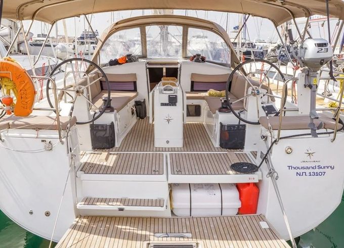 Jeanneau Sun Odyssey 440 Thousand Sunny
