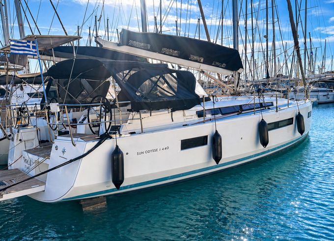 Jeanneau Sun Odyssey 440 Tikal 3